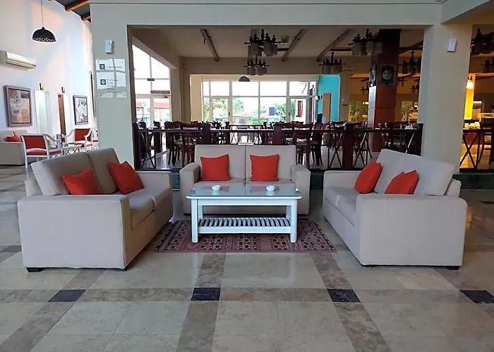 Marina Wadi Degla 3* Szuez